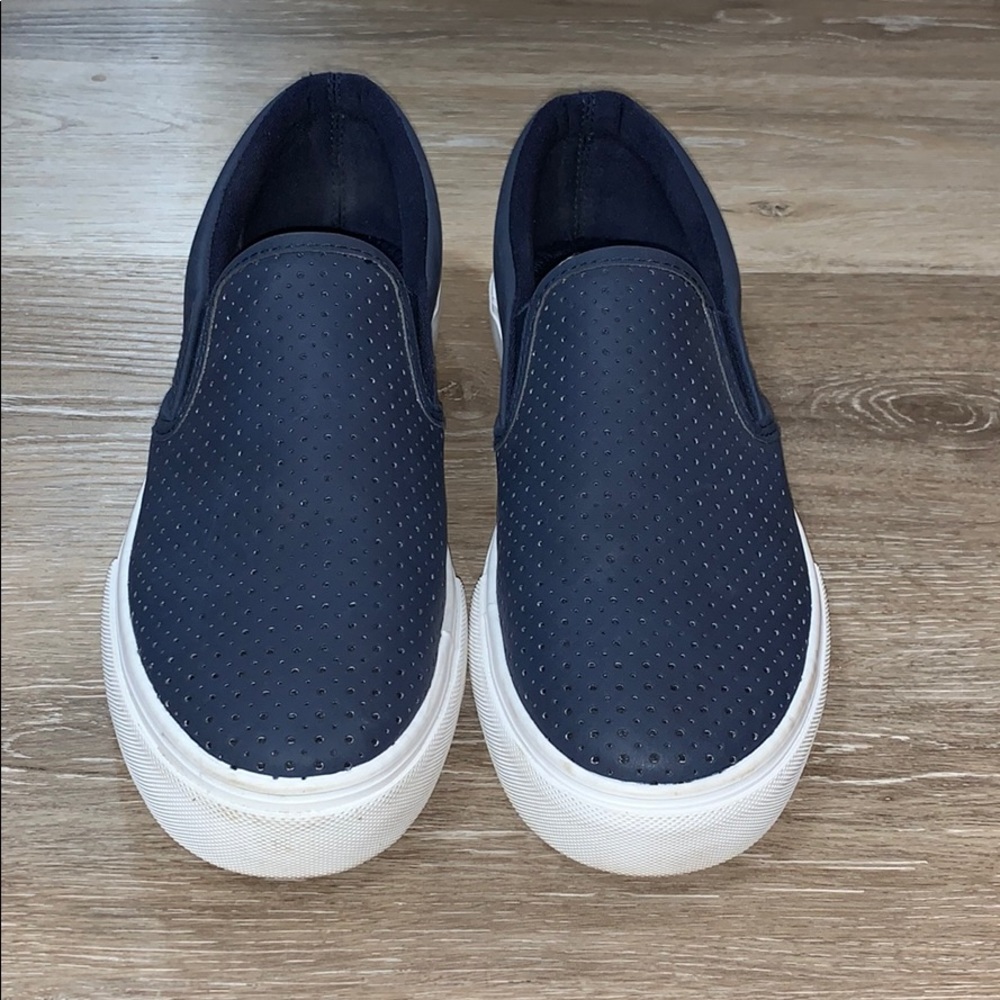 Navy Sneakers 8